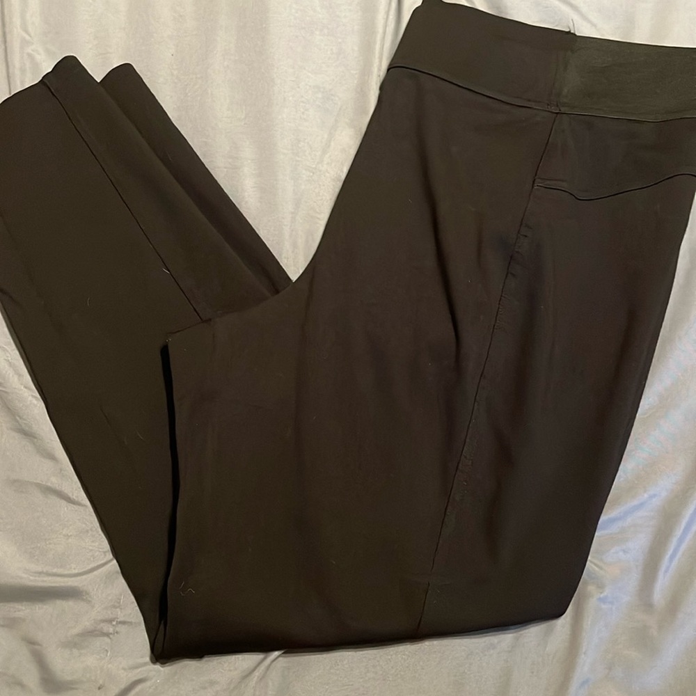 Black skinny pants